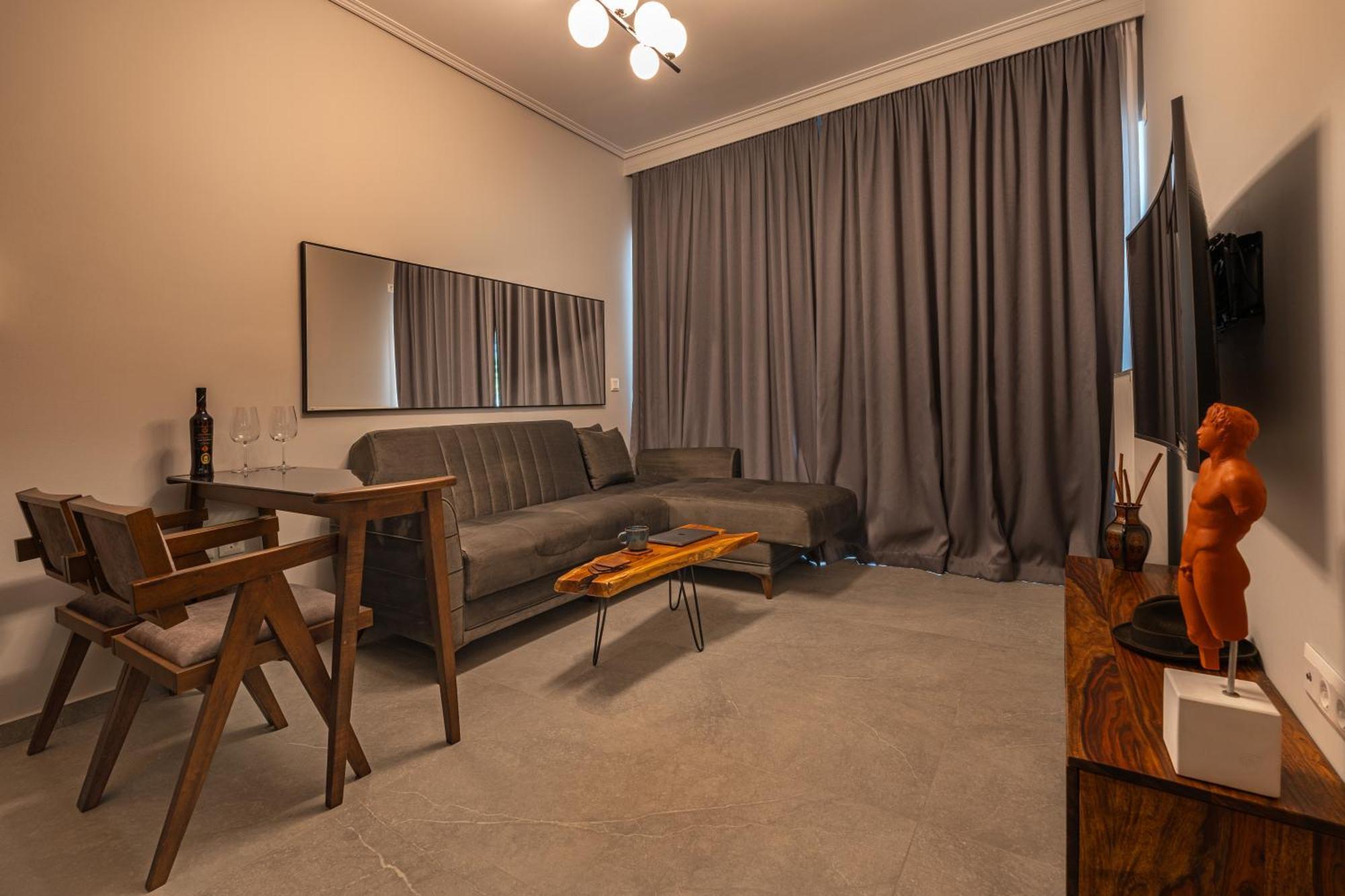 Luxurious Coastal Retreat In Central Glyfada Афины Экстерьер фото